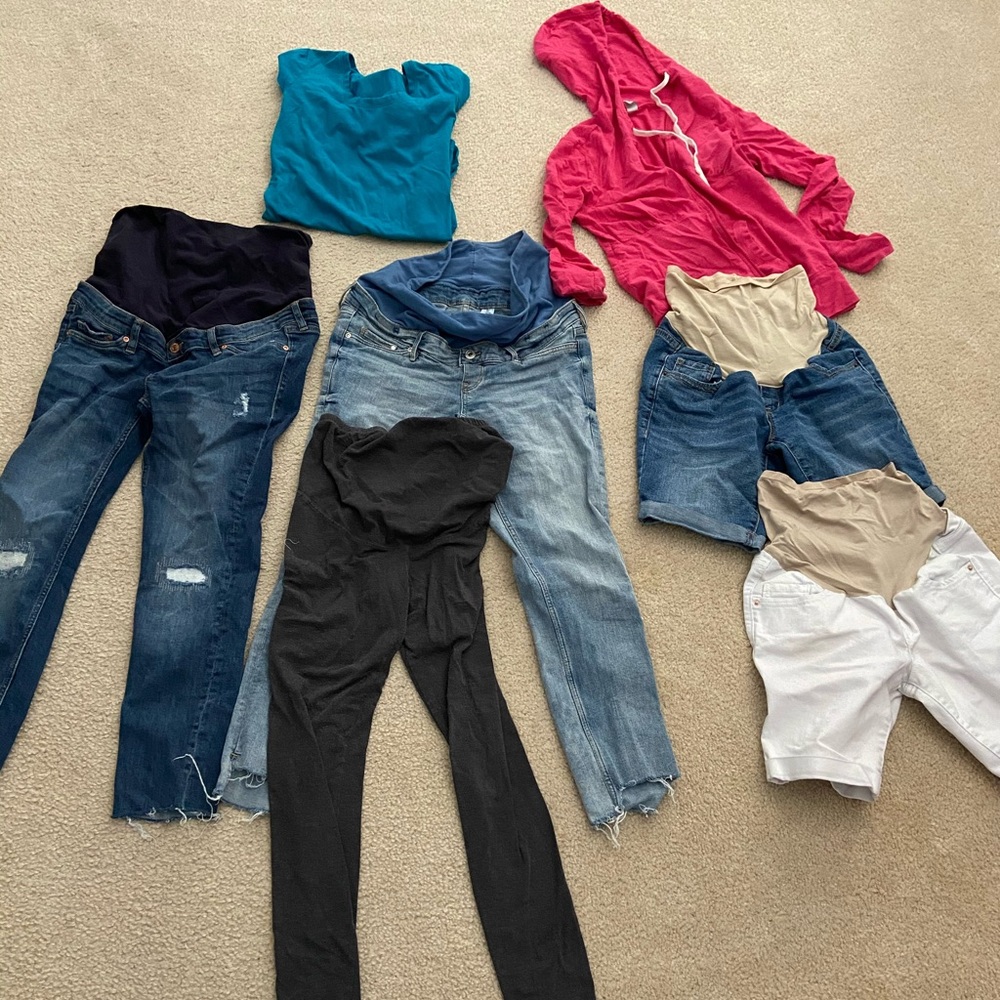 Maternity clothing lot.  Includes all pictured.
